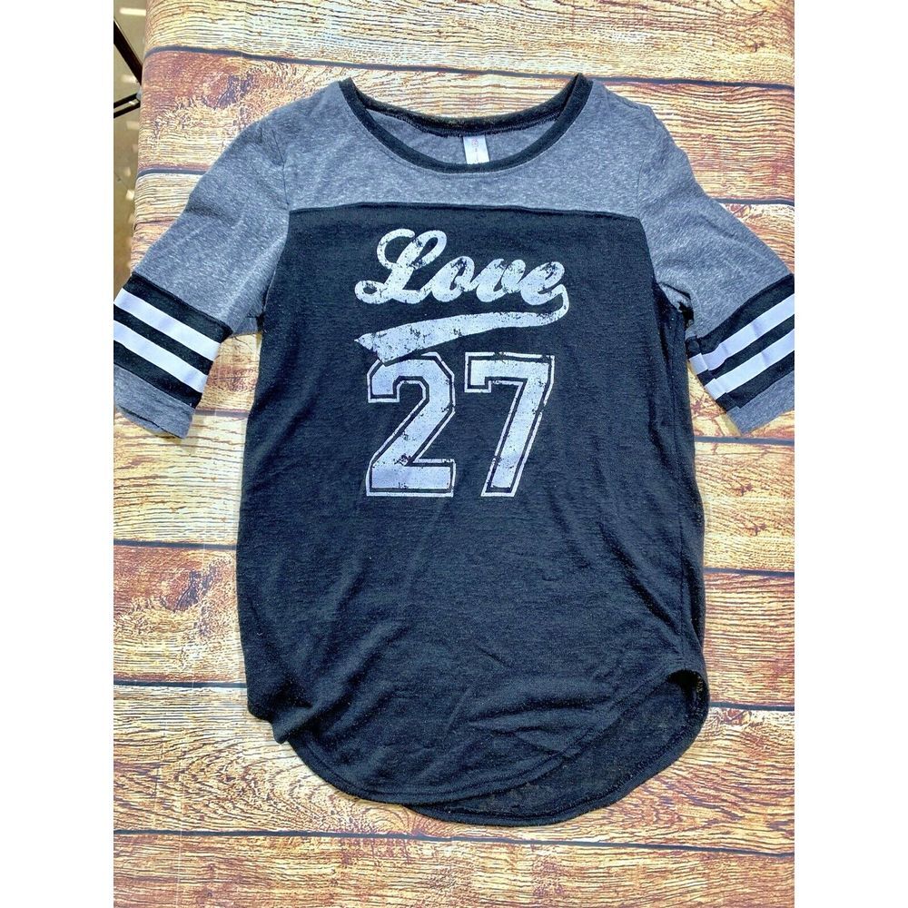 No Boundaries Girls 3/4 Sleeve Top Size Medium